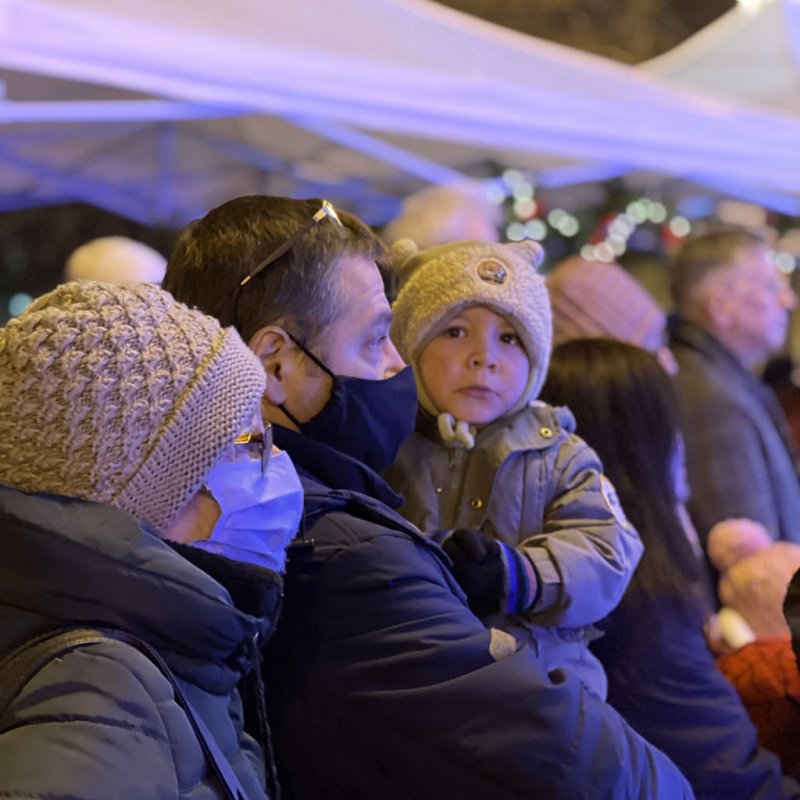 Fellobbant a szeretet lángja 40